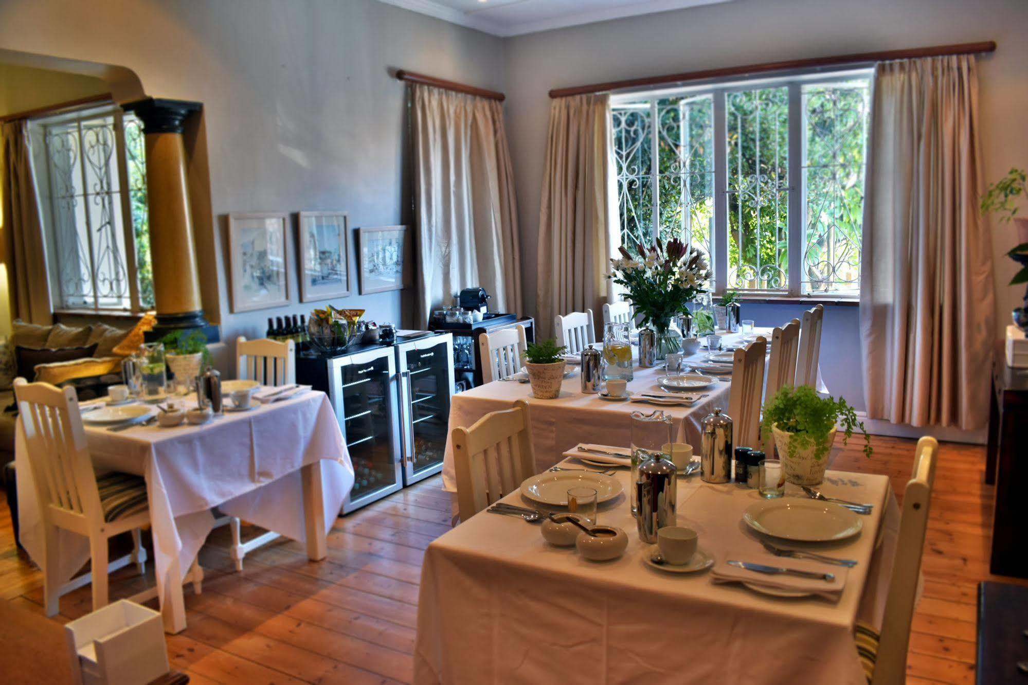 The Lions Guest House Кейптаун Екстериор снимка